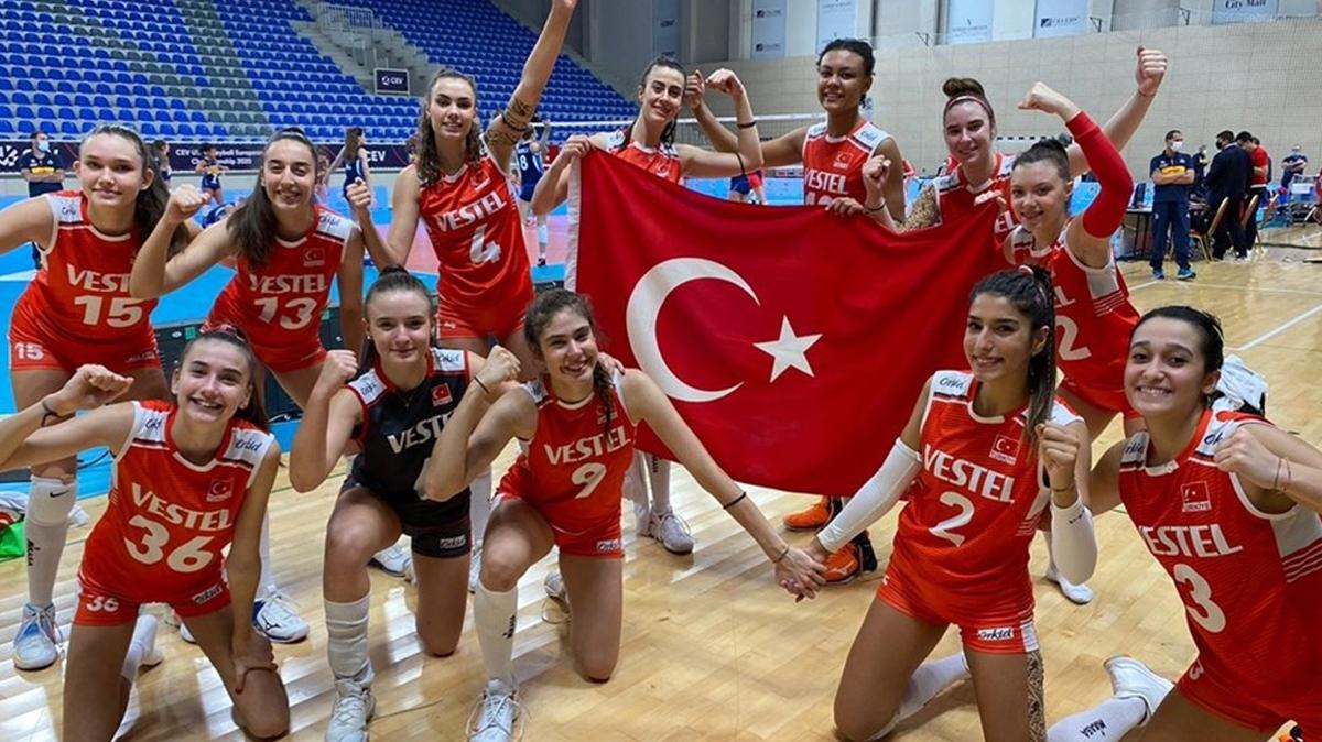 Milli Voleybol Takm, Balkan ampiyonas'nda finale ykseldi