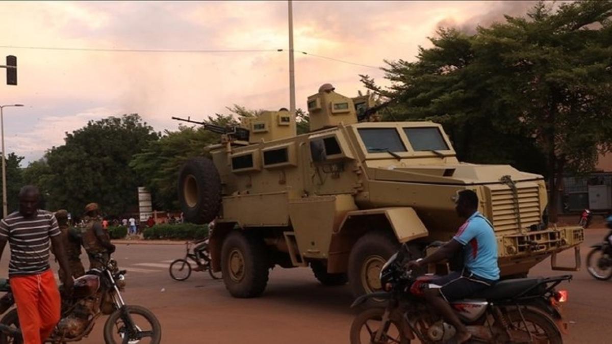 Burkina Faso'daki terr saldrsnda en az 15 kii ld