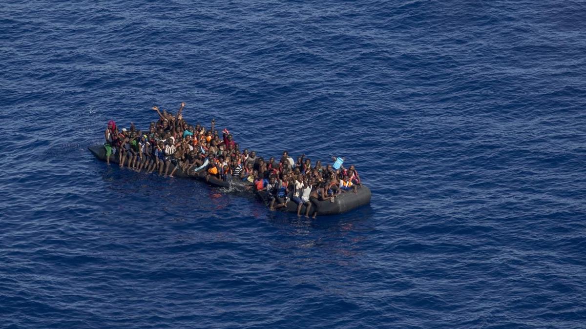 Kanarya Adalar aklarnda 325 Senegalli gmen kayboldu