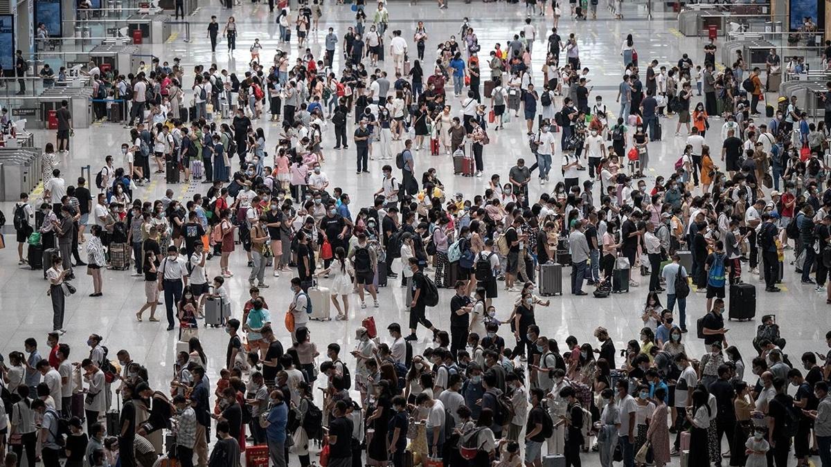 Dünya nüfusu artış hızı düşmesine rağmen 8 milyarı geçti