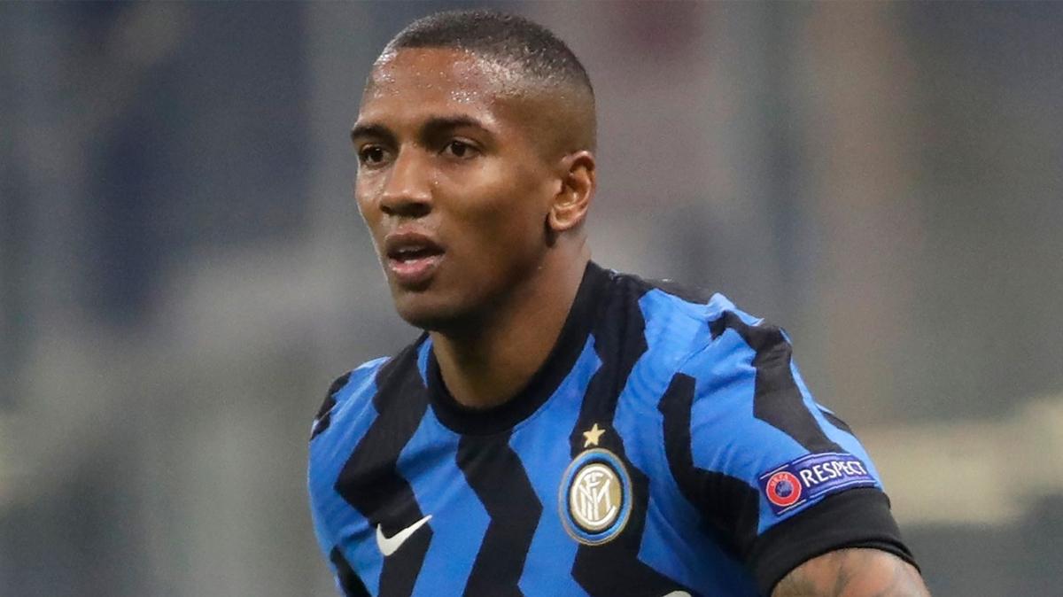 ashley young transfer everton fotoraflar resimleri