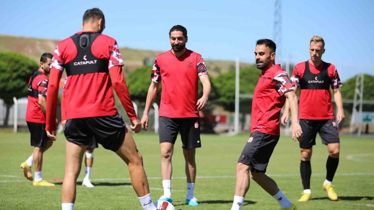 Sivasspor'un Sivas'taki kamp tamamland