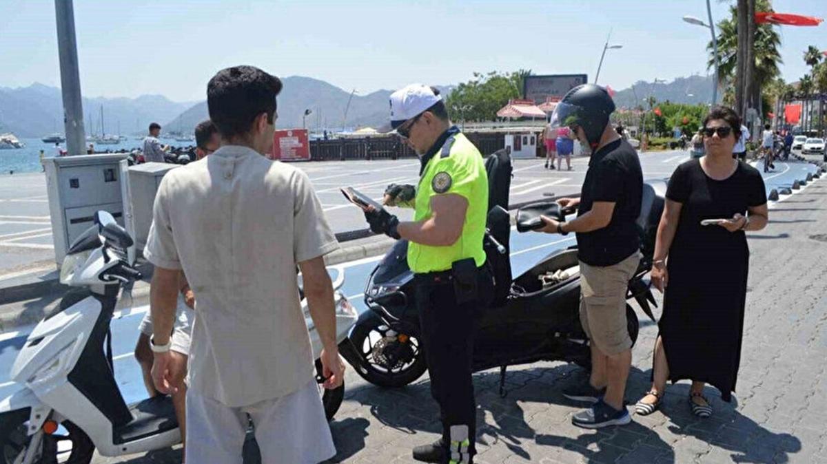 stanbul'da sk denetim: 6 ayda 15 bin motosiklet trafikten men edildi