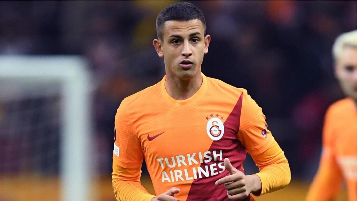 Fenerbahe gzn Galatasaray'n eski gen oyuncusuna dikti