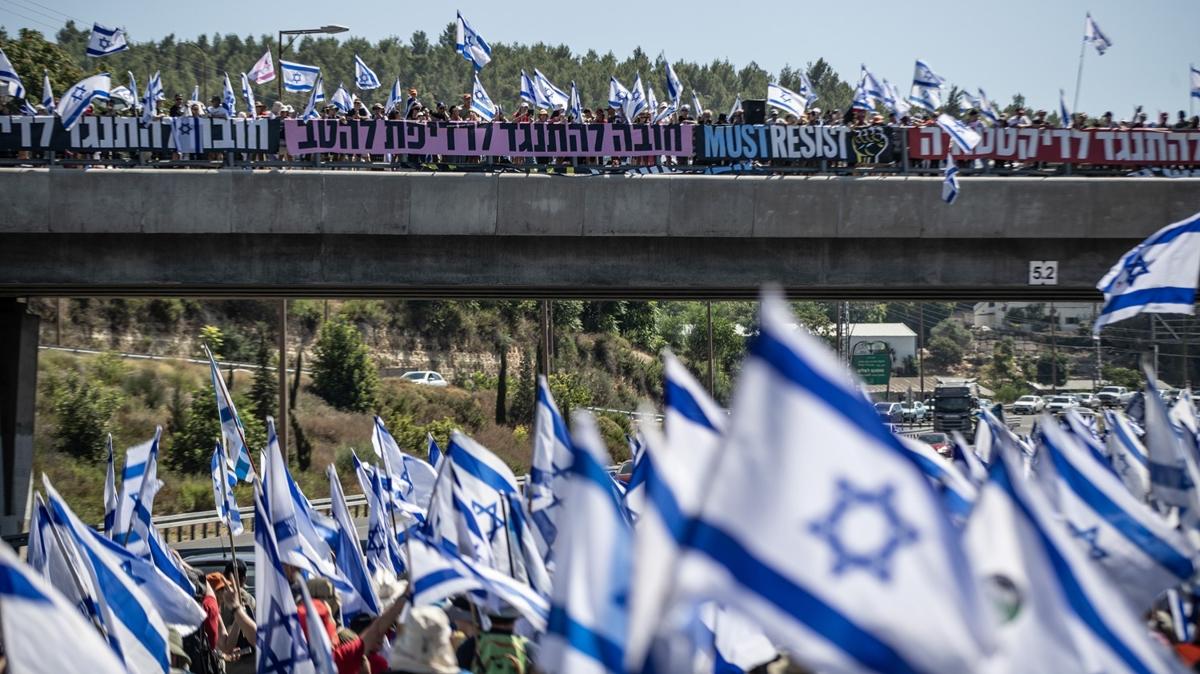 srail'de yarg dzenlemesi: Binlerce kii Kuds'e yryor