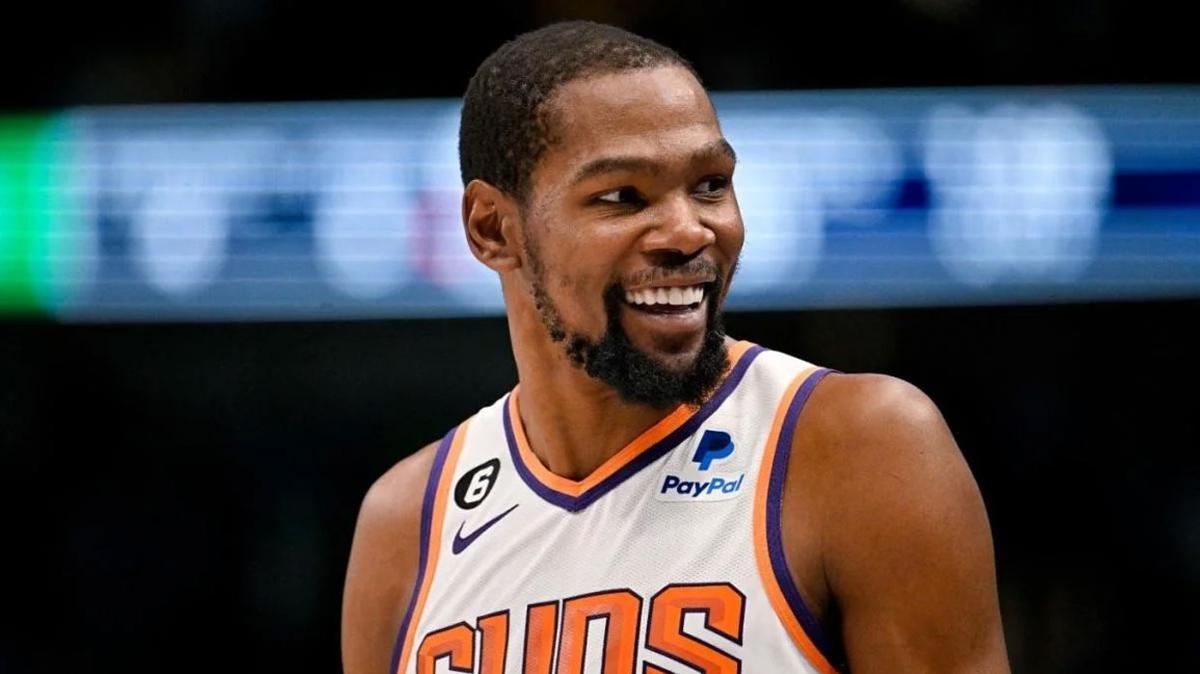 Kevin Durant: NBA'ye 4-5 takm daha katlabilir