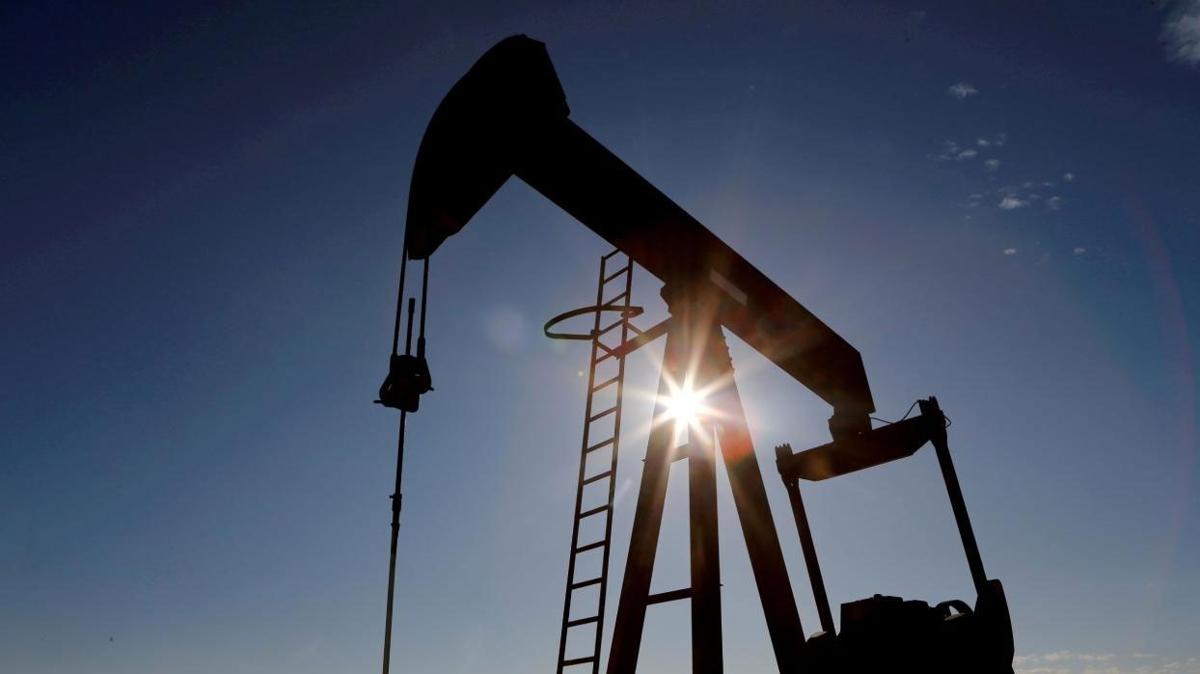 Brent petroln varili 83,58 dolar