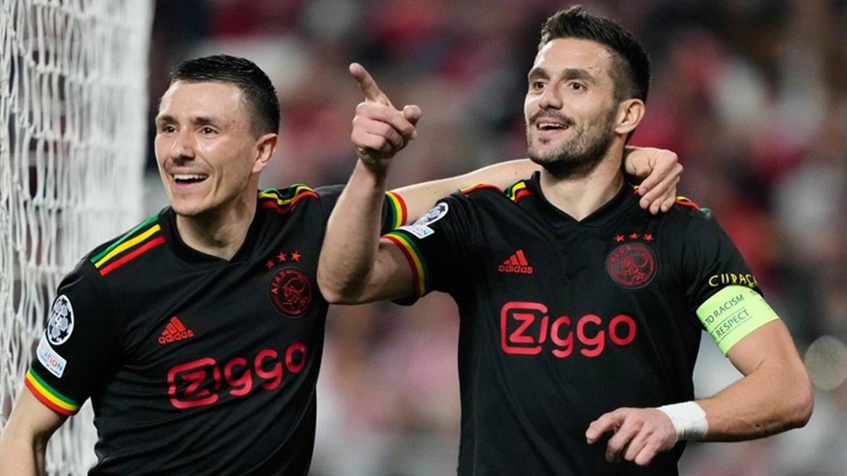 Ajax'tan Dusan Tadic iin aklama: O bizim liderimizdi