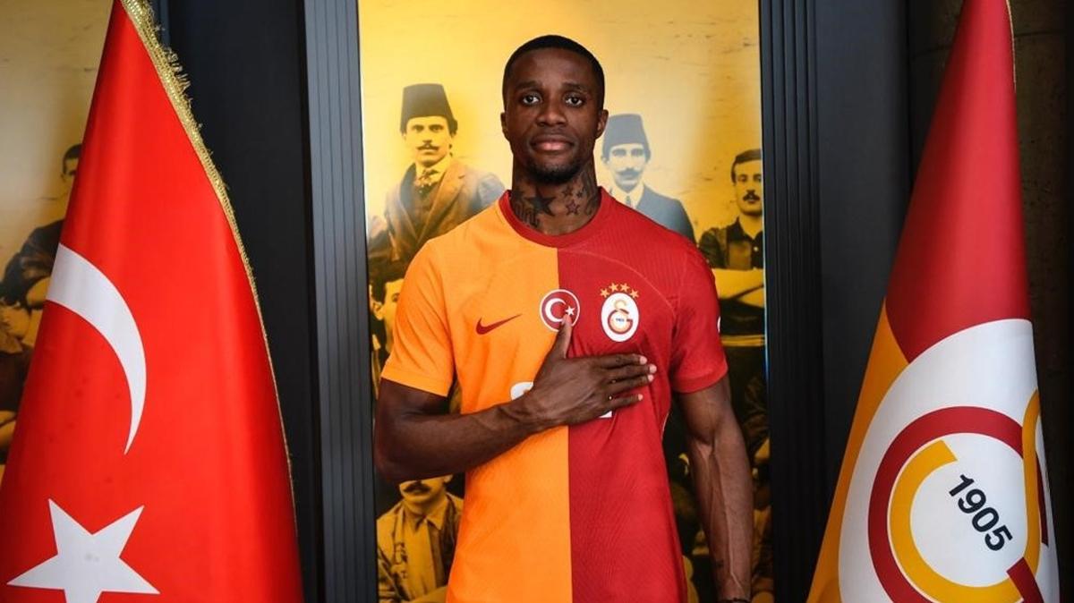 Galatasaray Fenerbahe Wilfried Zaha fotoraflar resimleri