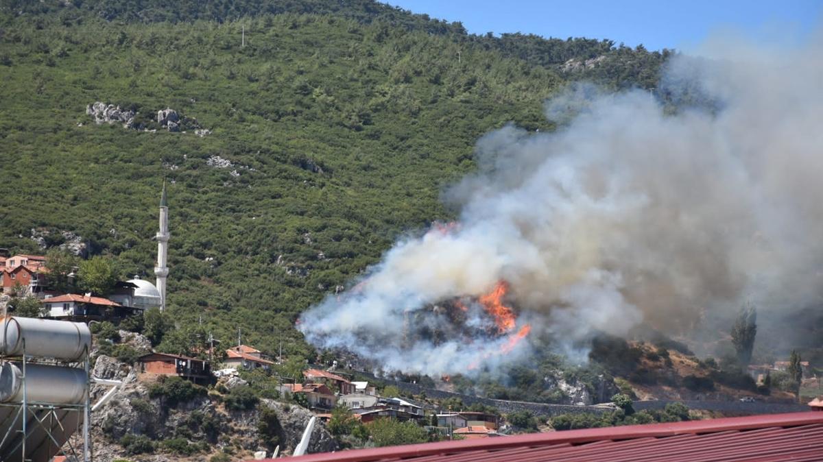 zmir Kemalpaa'da orman yangn kontrol altna alnd