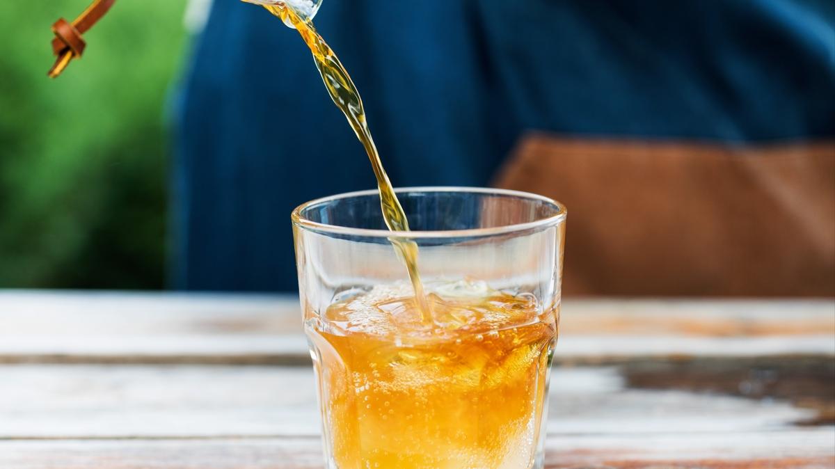Hem kahve hem limon sevenlere mjde! Kahveli limonata tarifi iinizi serinletecek