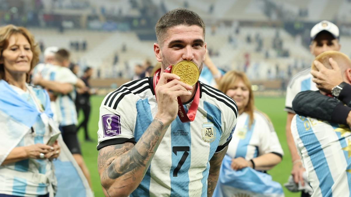 Galatasaray'dan bir bomba daha! Rodrigo de Paul iin kollar svand