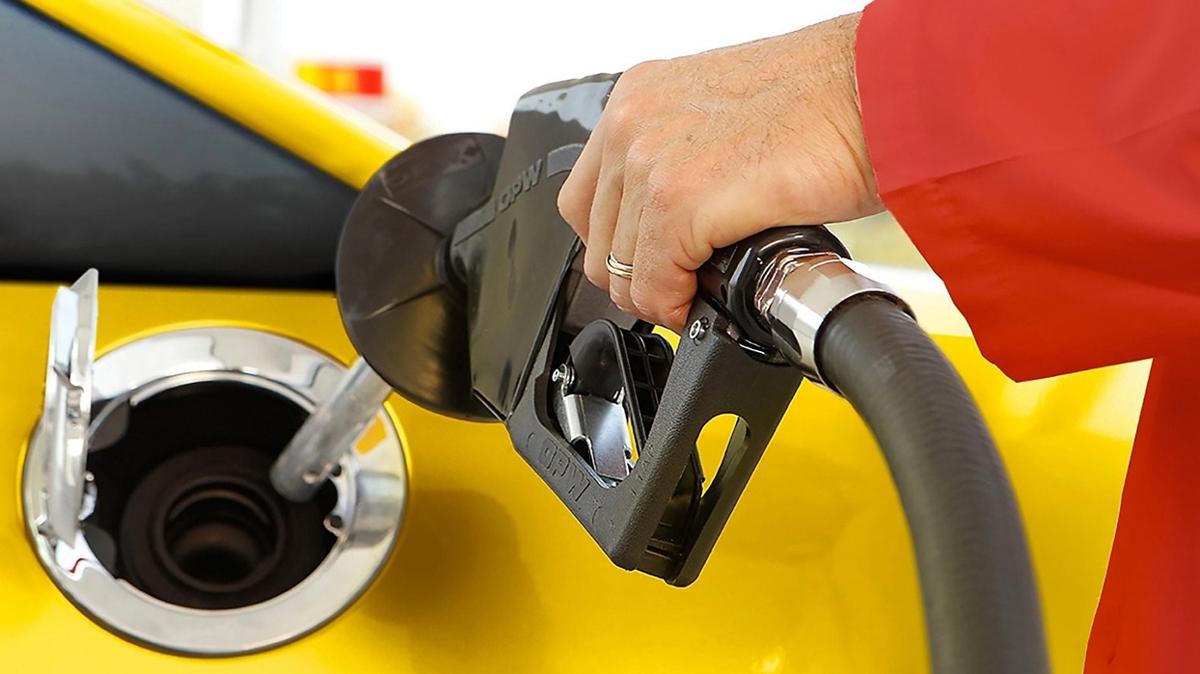 Ara sahiplerini sevindirecek haber! Motorine byk indirim