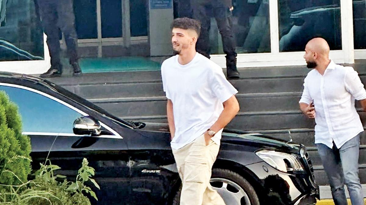 Altay Bayndr Manchester United'da