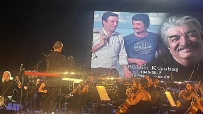 Cahit Berkay ile Yeilam Film Mzikleri etkinlii Smela Kltr Yolu Festivali'ne damga vurdu