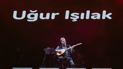 Uur Ilak'tan Erzurum Palandken Kltr Yolu Festivali'nde konser verdi