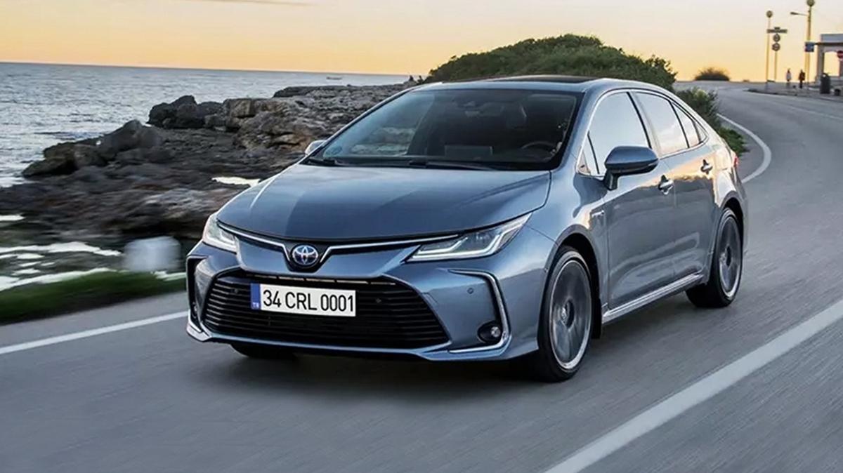 Fiat Egea fiyatna Toyota Corolla! Sfr otomobil alacaklar tekrar tekrar dnebiliyor...
