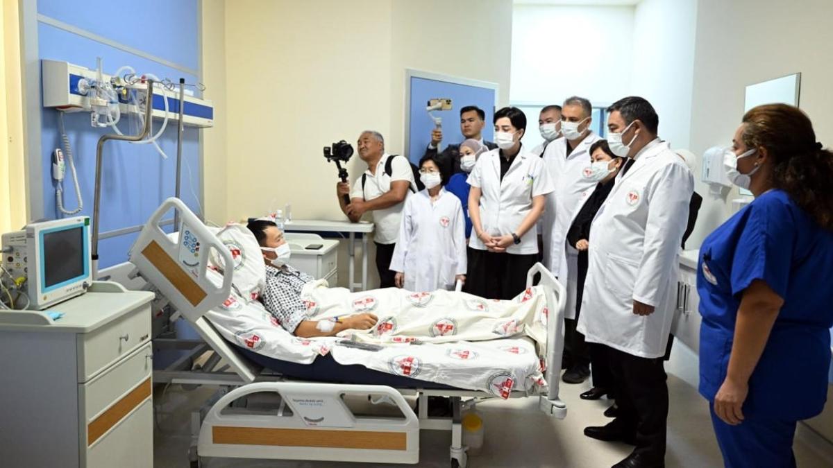 Krgzistan'da ilk bbrek nakli ameliyat: Trk hekimlerce yapld