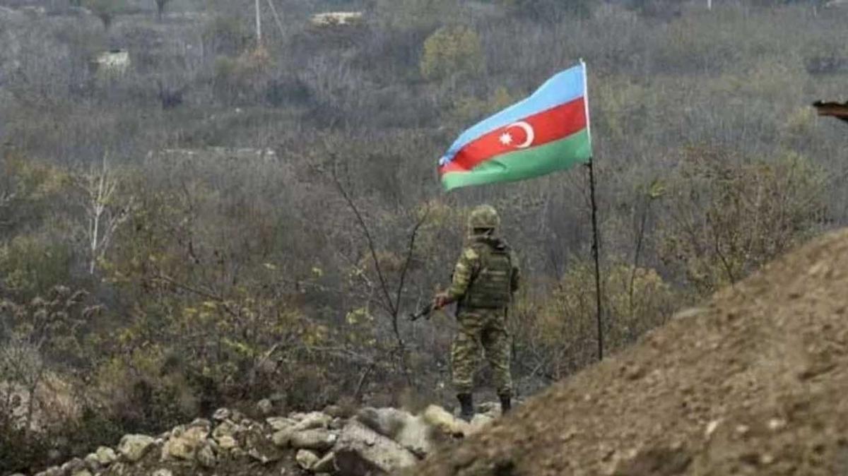 Ermenistan'dan Azerbaycan mevzilerine kamikaze HA'larla saldr!