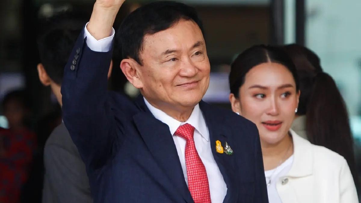 Tayland Kral Eski Babakan Thaksin Shinawatra'nn Hapis Cezasn 1 Yla ndirdi