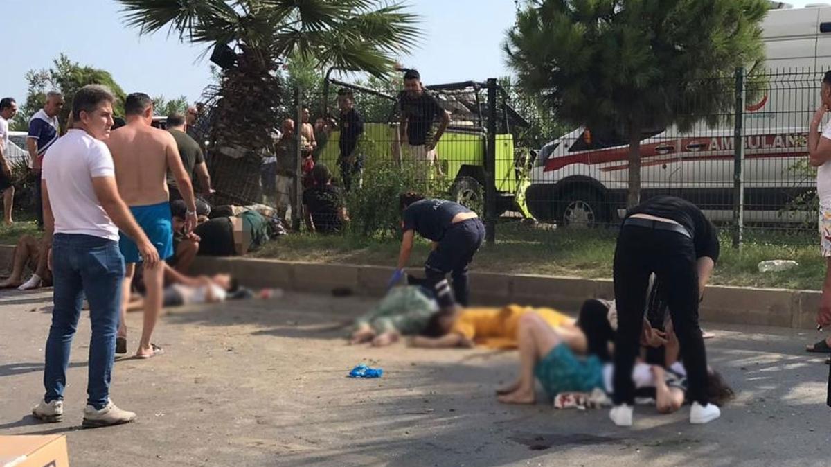 Antalya'da safari arac kazas: 3 turist yaamn yitirdi, 17 kii yaraland