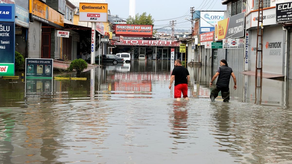 Samsun'da sel: 86 kii tahliye edildi