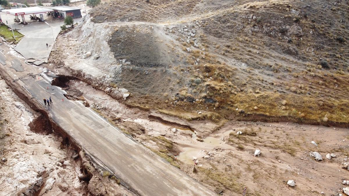 Aksaray'da selin zarar verdii alanlar grntlendi