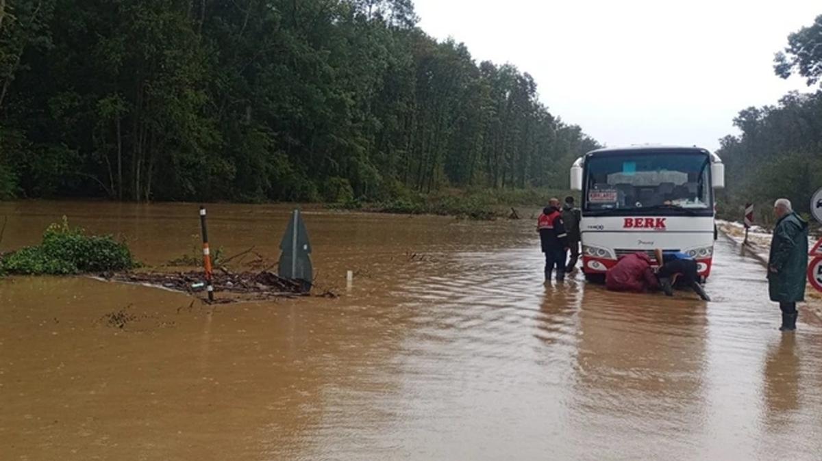 Krklareli'nde sel felaketi! Arama-kurtarma almalar devam ediyor