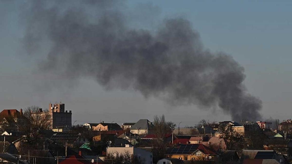 Rusya'dan Ukrayna'ya fze saldrs... Eitim ss vuruldu