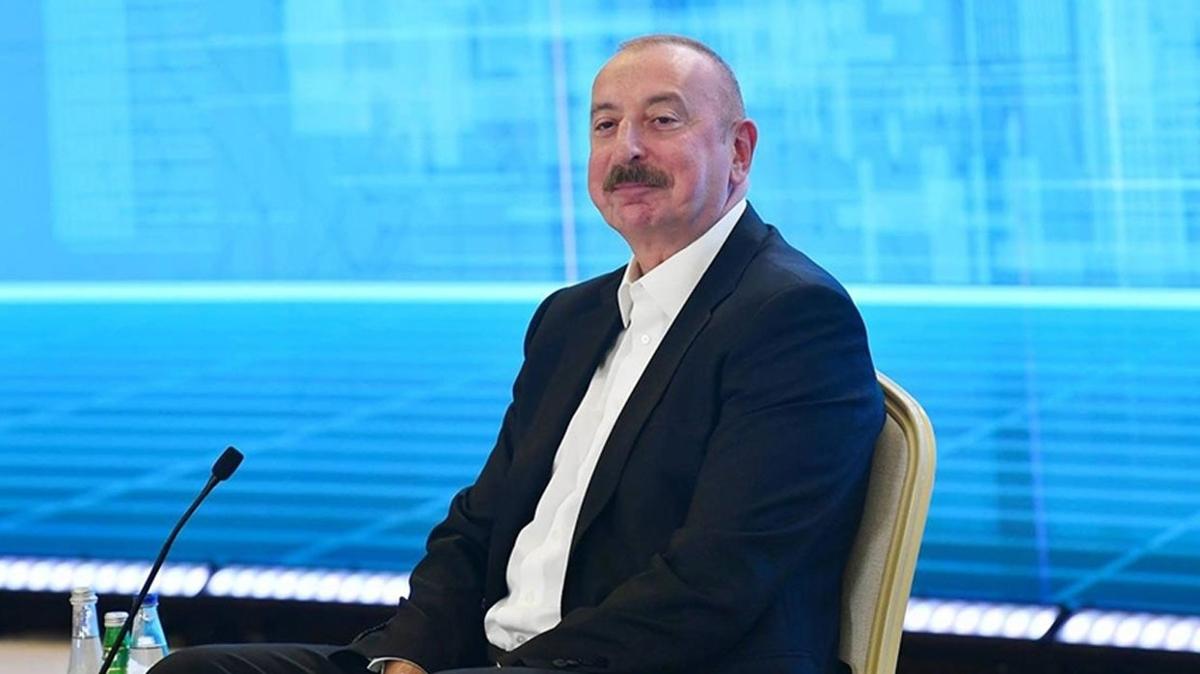 Aliyev'den Azerbaycan'da KKTC bayran kullanma mesaj