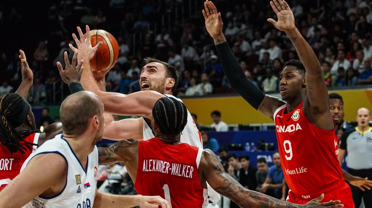 FIBA Dnya Kupas'nda ilk finalist belli oldu