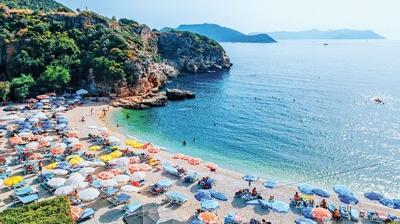 Erken rezervasyonda en hzl ngilizler! 2024'te turizm patlamas yaanacak