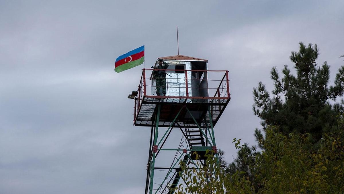 Karaba'da Azerbaycan askerine maynl saldr