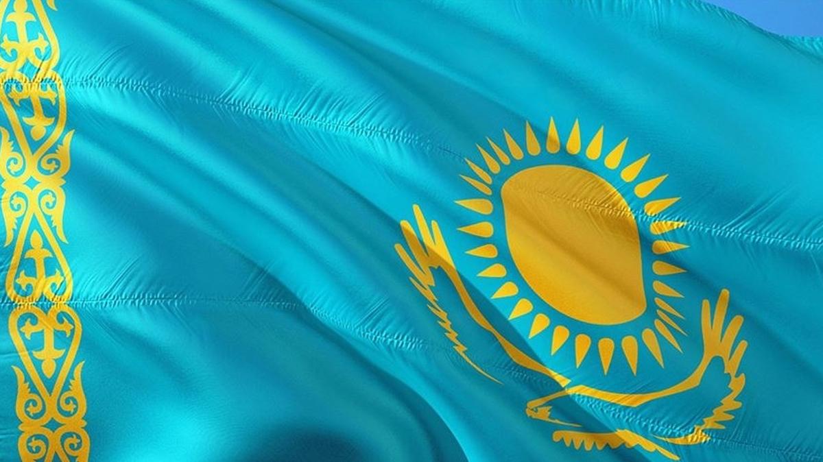 Kazakistan'dan Azerbaycan'a destek