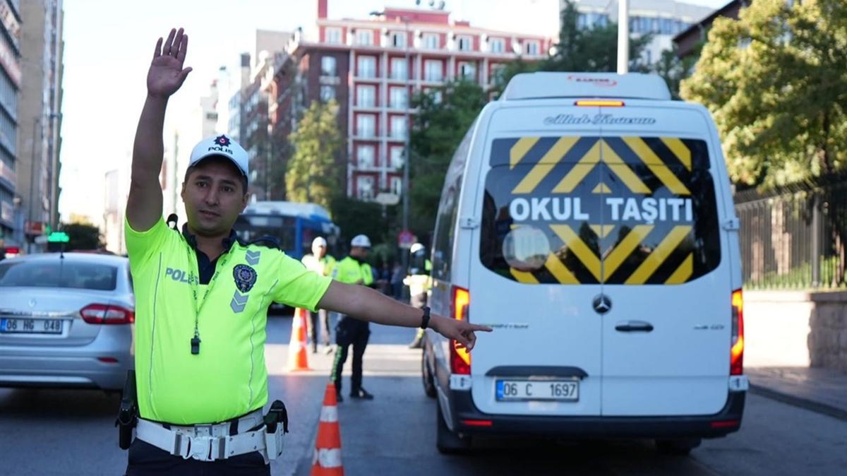 lke genelinde okul evreleri ve servis aralar denetlendi