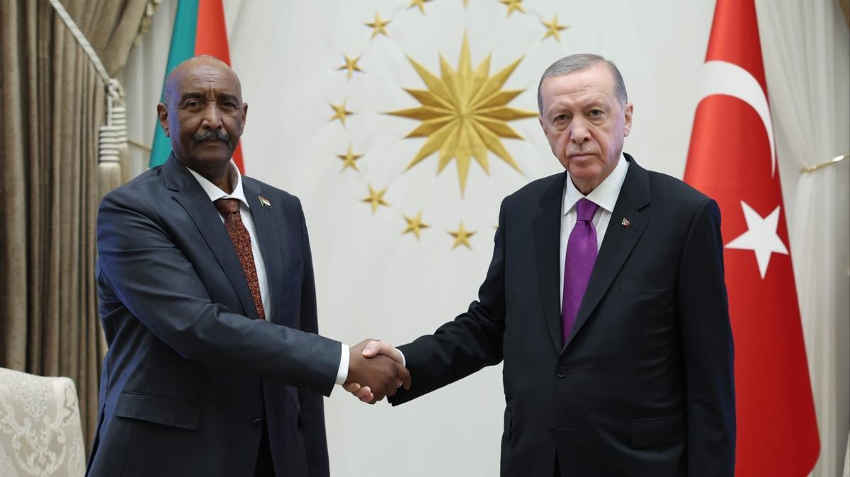 Bakan Erdoan, Sudan Egemenlik Konseyi Bakan'n kabul etti