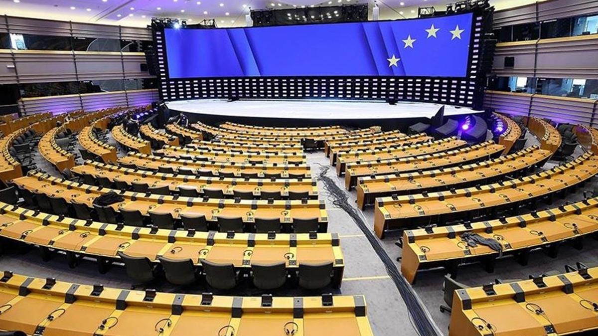 Avrupa Parlamentosu'ndan Tunus'a knama