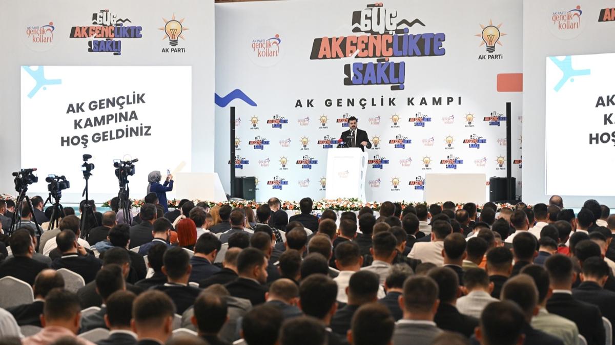 "AK Genlik Kamp" Ankara'da balad... Bin 200 kii katld