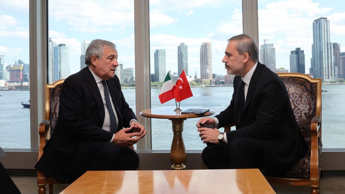 Bakan Fidan, talyan mevkida Tajani ile bir araya geldi