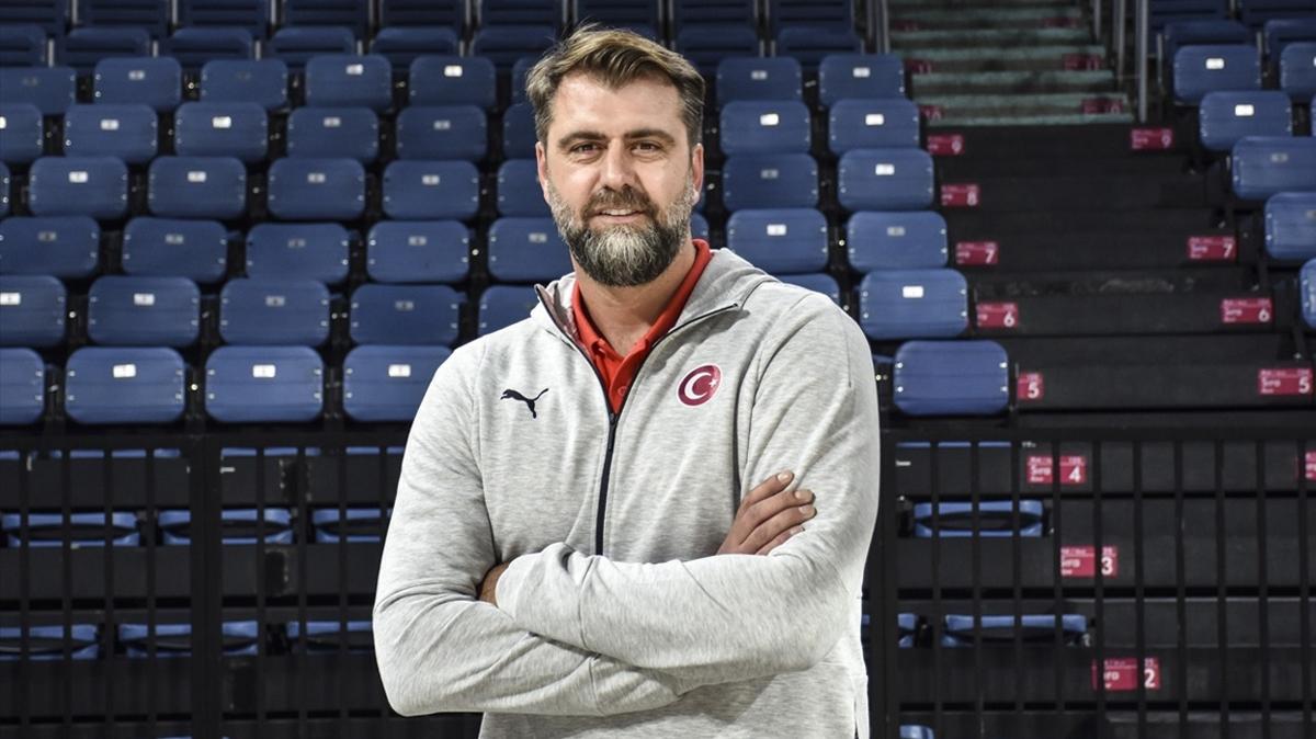 Mehmet Okur: Fenerbahe'ye hizmet etmek isterim