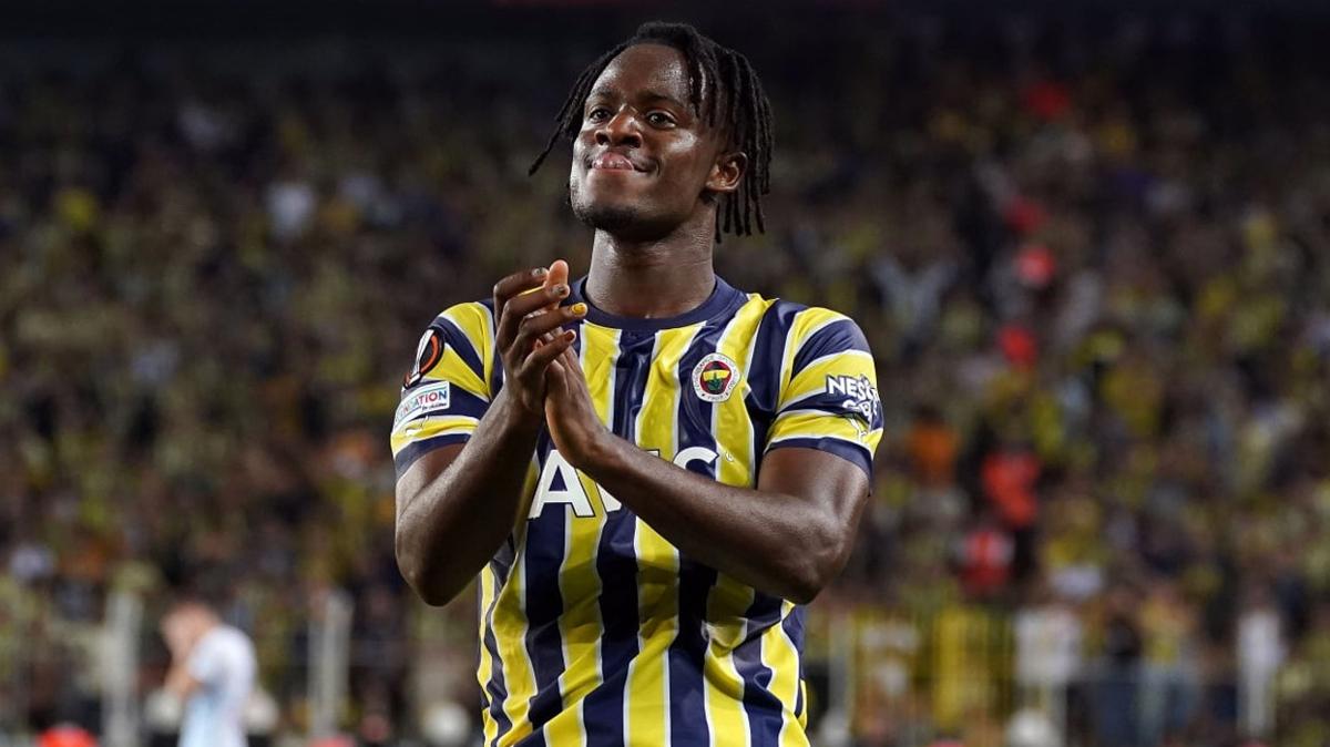 Batshuayi, smail Kartal'dan zr diledi