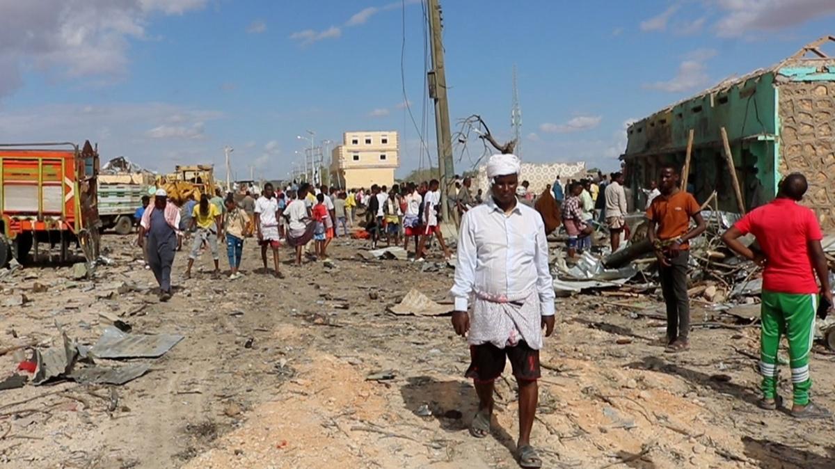 Somali'de bombal saldr: 10 kii yaamn yitirdi