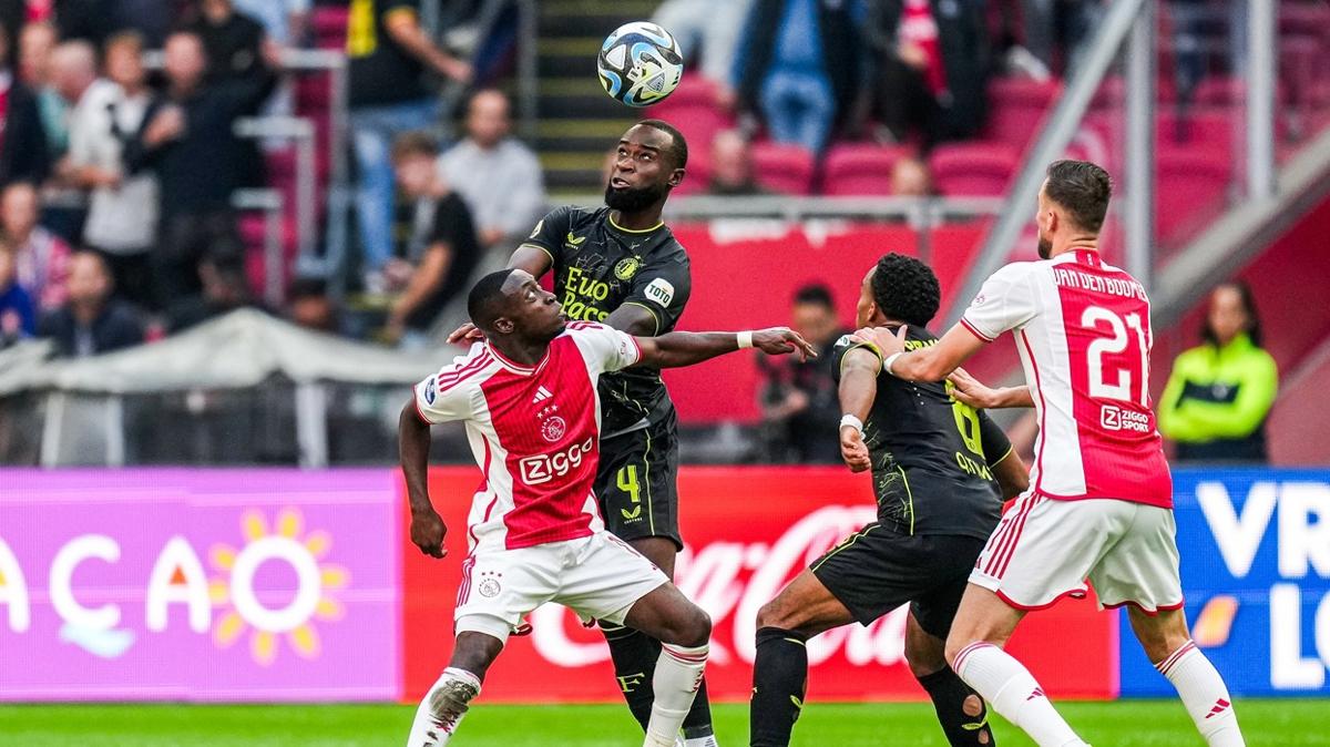 Ajax+-+Feyenoord+ma%C3%A7%C4%B1+yar%C4%B1da+kald%C4%B1