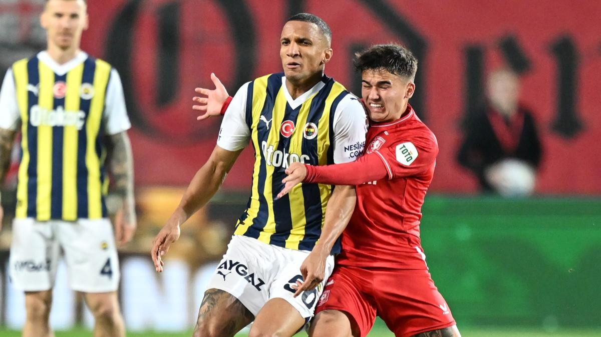 Fenerbahe'de Rodrigo Becao-Alexander Djiku ikilisi buluuyor