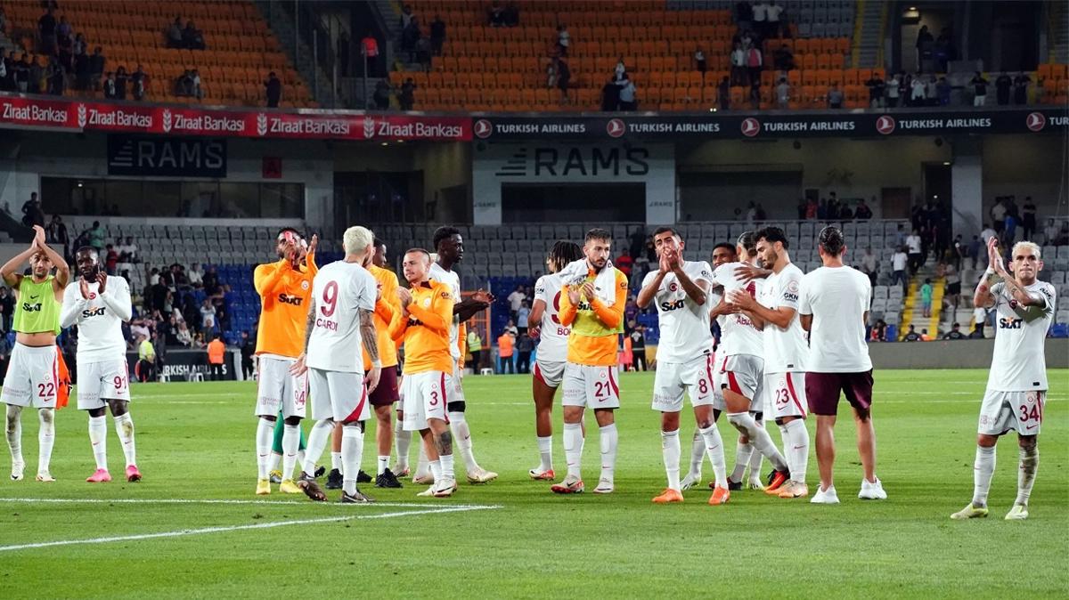 Galatasaray galibiyet serisini 4 maa kard