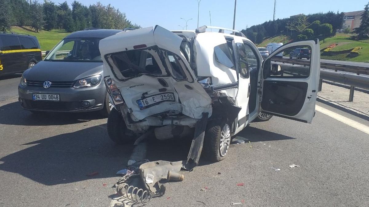 stanbul'da zincirleme kaza! Yarallar var