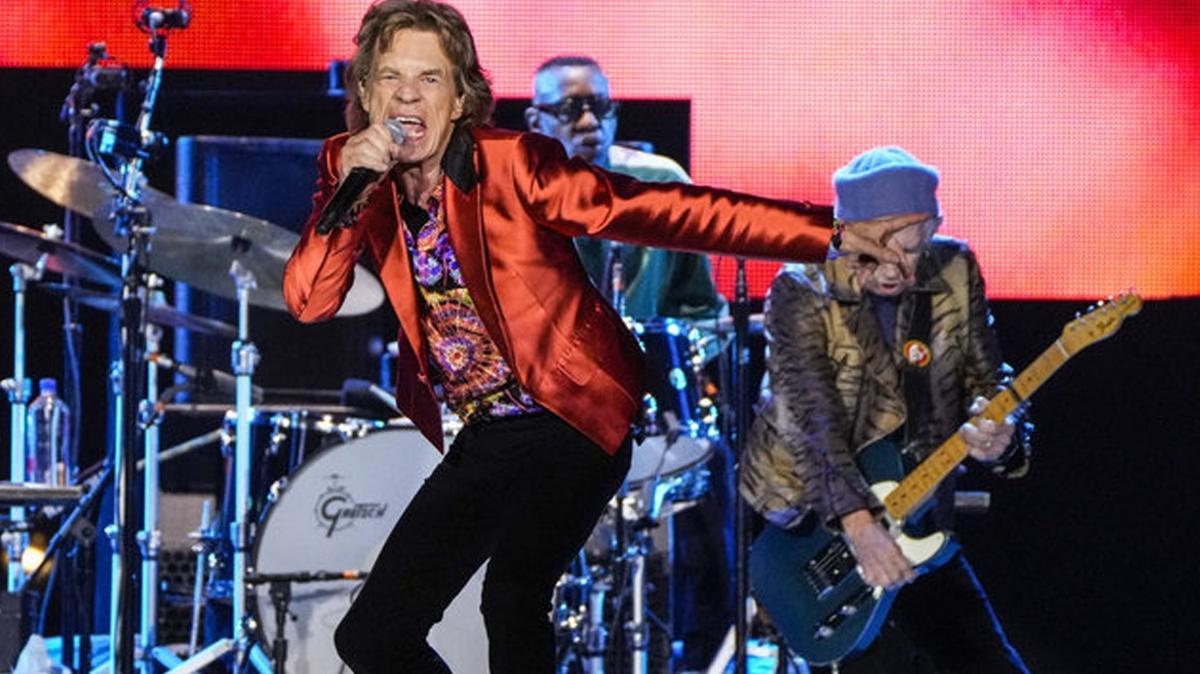 Mick Jagger'dan artan karar: Servetimi ocuklarma brakmay dnmyorum