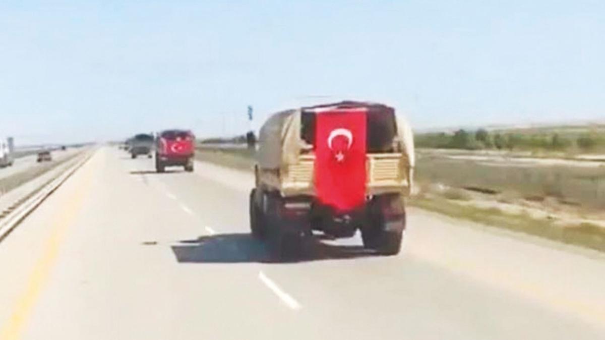 Trk bayrakl zafer konvoyu... Azerbaycan ordusu Hankendi'de