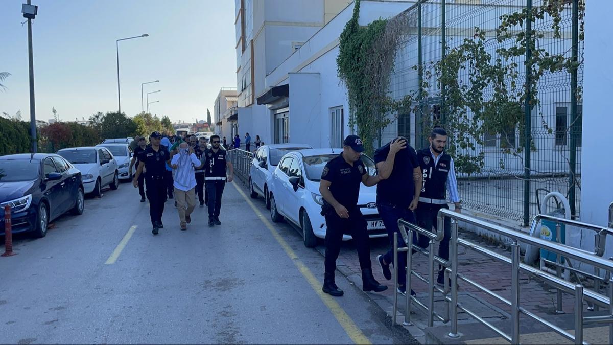 Adana'da CHP'li belediyelere rvet operasyonu: 34 pheli adliyede