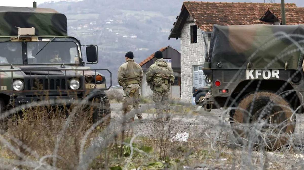 Srbistan snr hattndaki asker saysn yar yarya drd